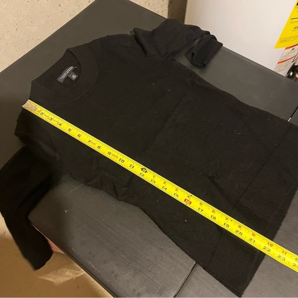 Banana Republic Black Sweater Woman's XS Extra Fine Merino Wool - Picture 6 of 6